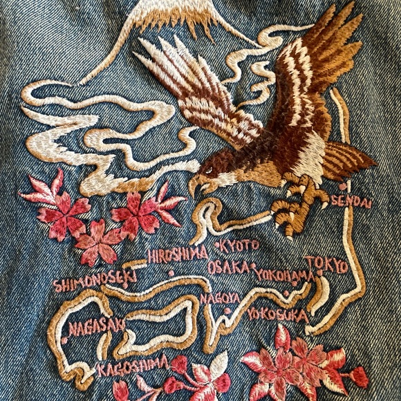 Levi's Limited Men's Embroidered Japanese Eagle Mount Fuji Trucker Jacket Sz L - Picture 6 of 6